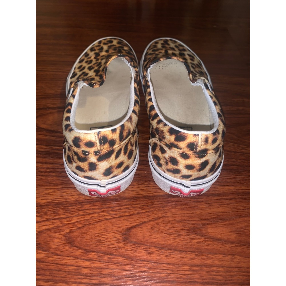 Used Vans Classic Slip-On shoes in leopard print sz 8 1/2 W 7 M - Picture 2 of 5